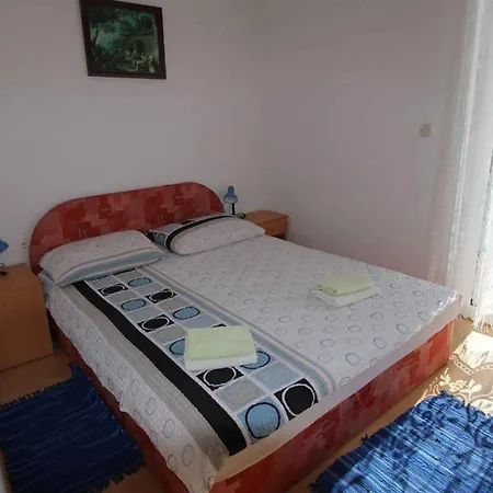 In 19 * Malinska