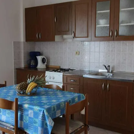 Apartman In 19 *